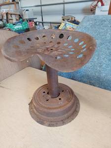 lot 2561 image: tractor seat stool