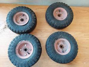 lot 2578 image: 4 tires