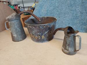 lot 2583 image: galvanized Oil cans