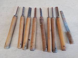 lot 2585 image: Lathe knives