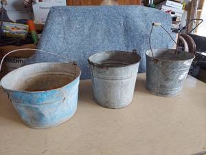 lot 2619 image: galvanized buckets