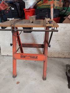 lot 2634 image: saw table