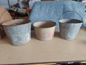 lot 2638 image: galvanized buckets