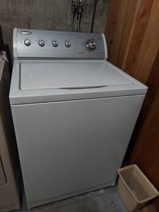 lot 1011 image: Whirlpool Washing Machine