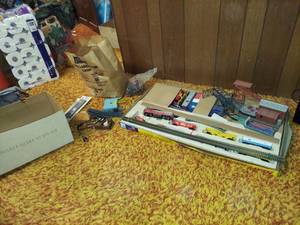 lot 1014 image: Train Set