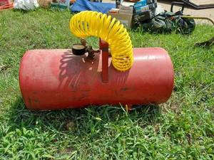 lot 1037 image: Air Tank