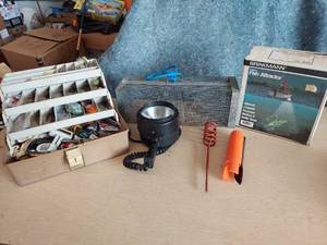 lot 1141 image: fishing equipment