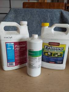lot 1150 image: herbicides and weed killer - 90% full