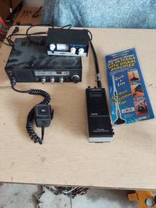 lot 1163 image: CB Radio Items