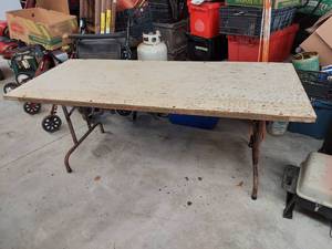 lot 2649 image: 6 ft folding table