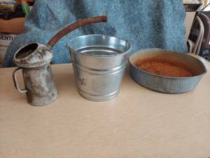 lot 2662 image: galvanized buckets