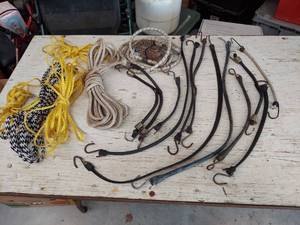 lot 2672 image: Tarp Straps and Rope