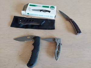 lot 1172 image: knives