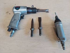 lot 1174 image: Air Chisel and Die grinder
