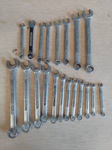 lot 1188 image: assorted Craftsman Wrenches