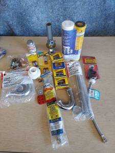 lot 1190 image: assorted plumbing