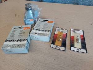 lot 1196 image: assorted Chainsaw supplies