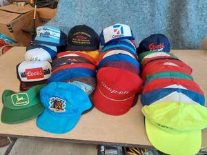lot 1205 image: Assorted Hats