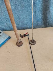 lot 2693 image: 3 magnetic sticks