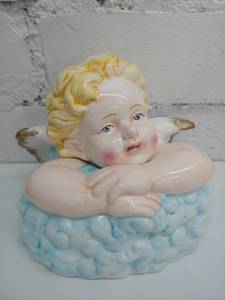lot 1830 image: Angel Cookie Jar