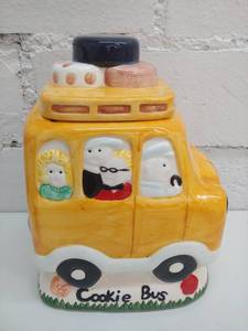 lot 1831 image: Bus Cookie Jar