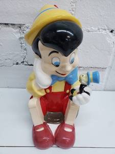 lot 1859 image: Pinocchio Cookie Jar