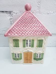 lot 1883 image: Cottage Cookie Jar