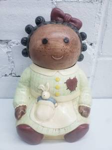 lot 1894 image: Girl Doll Cookie Jar