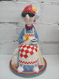 lot 2304 image: Maxine Cookie Jar