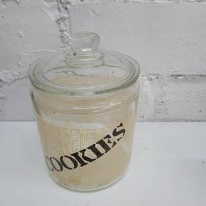 lot 2376 image: ClearBurlap Print Jar