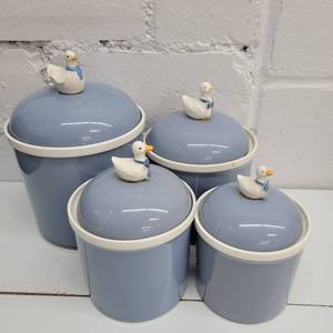 lot 2377 image: 1985 Blue Goose Set
