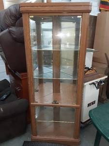 lot 1639 image: Display Case