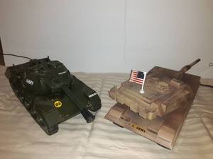 lot 1695 image: Vintage Army Tanks