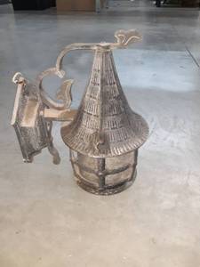 lot 1712 image: Antique Lantern Fixture