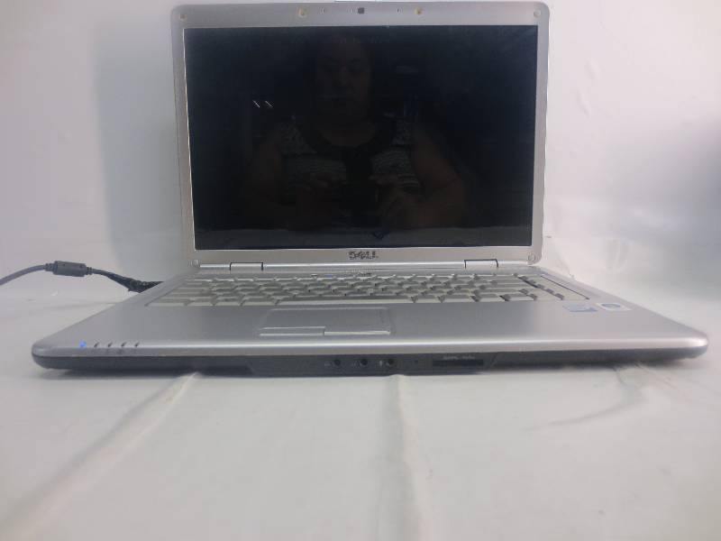 lot 35 image: DELL INSPIRON  1525