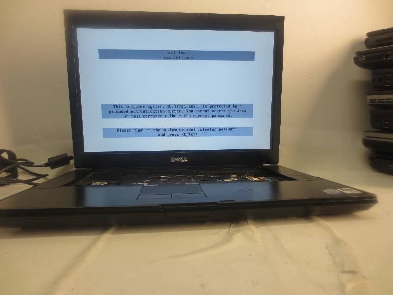 lot 41 image: DELL LATITUDE E6500