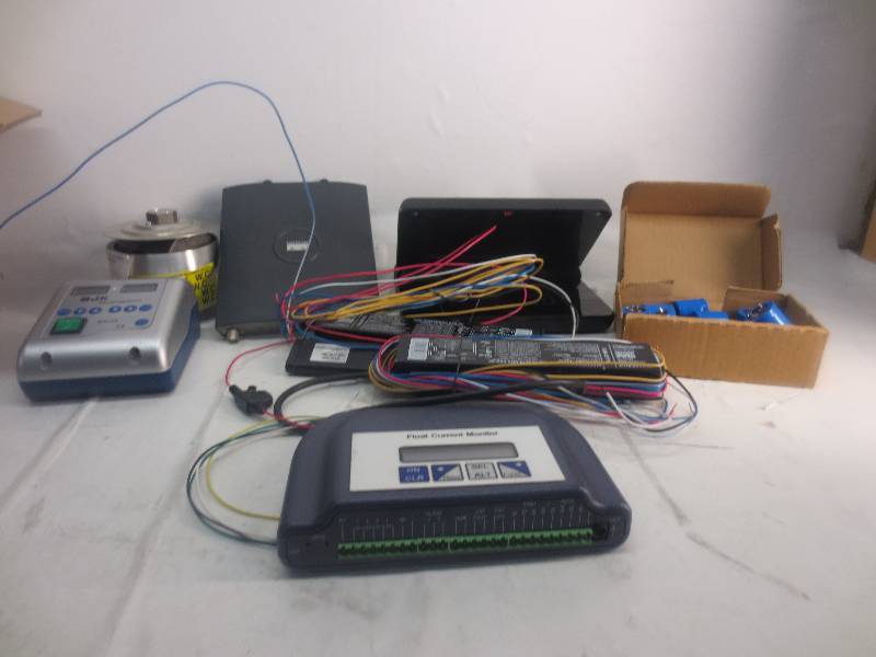 lot 73 image: LOT OF MISC ELECTRONICS