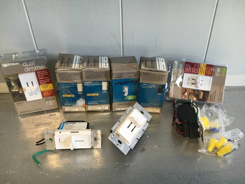 lot 113 image: LOT OF LUTRON DIMMERS