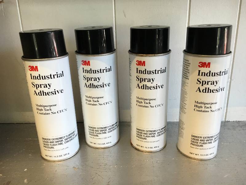 lot 140 image: LOT OF 4 3M INDUSTRAIL SPRAY ADHESIVE