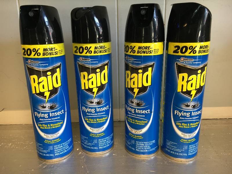 lot 158 image: LOT OF 4 RAID FLYING INSECT KILLER