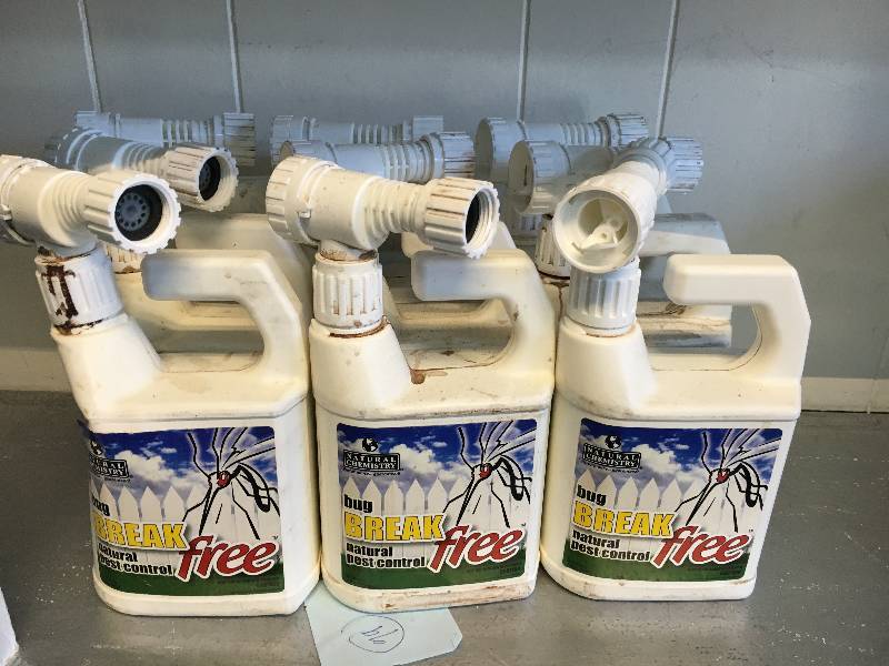 lot 164 image: CASE OF 9 BUG BREAK NATURAL PEST CONTROL