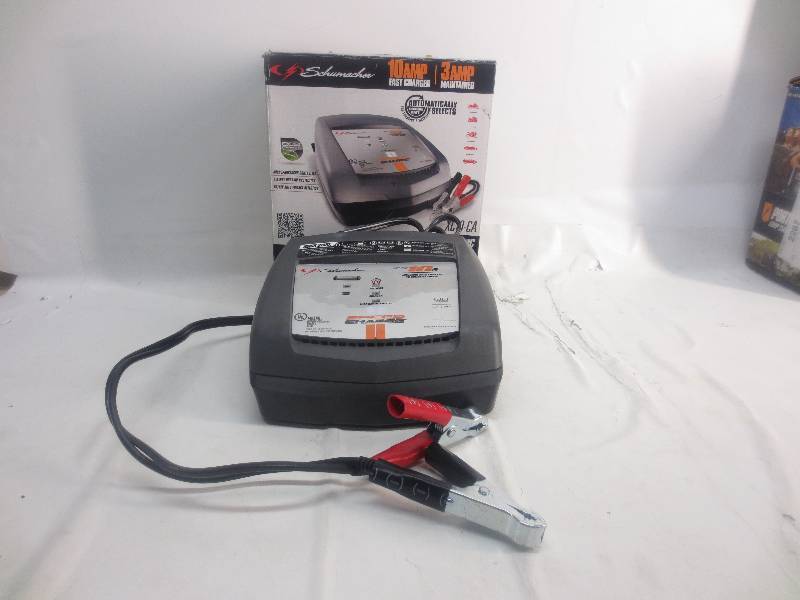 lot 1 image: Schumacher 10 AMP   Battery Charger