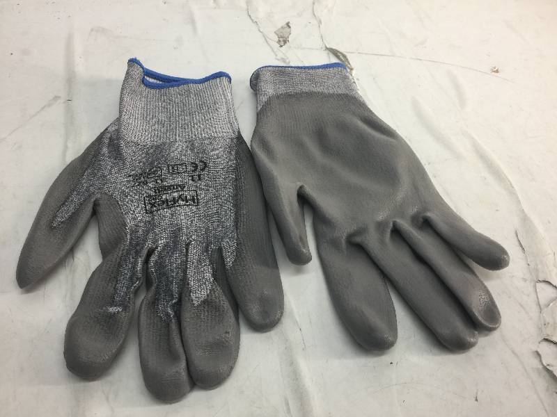 lot 98 image: LOT OF 6 GLOVES HYFLEX CR2 GLOVES