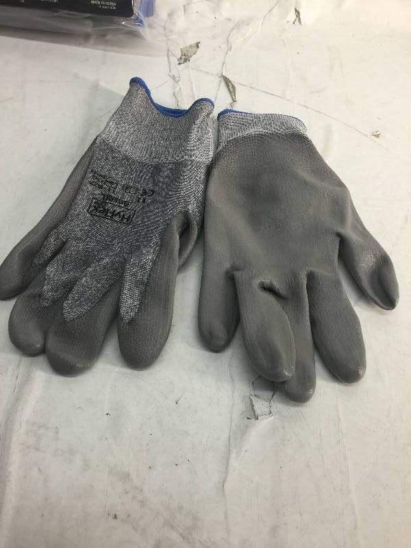 lot 100 image: LOT OF 6 GLOVES HYFLEX CR2 GLOVES