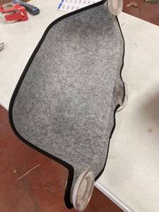 lot 2881 image: Cat window bed