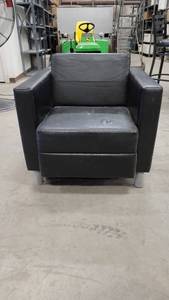 lot 1095 image: Faux Leather Black Lounge Chair