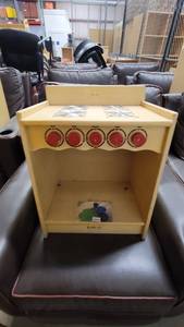 lot 1110 image: Child Size Kaplan Stove