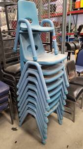 lot 1138 image: 8 Youth 1 Child Blue Stackable Chairs