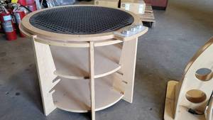 lot 1189 image: Light Mechanism 3 Tier Table - Missing Power Cord