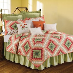 lot 21048 image: Irelnad 3 Piece Quilt Set- Twin 2 Piece